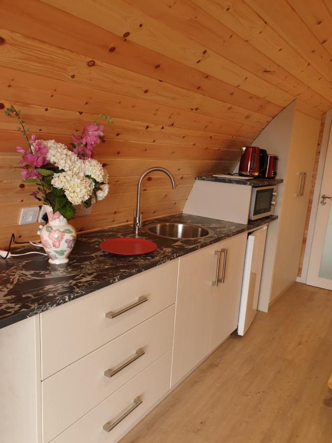 Berehaven Pods Otel Castletownbere Dış mekan fotoğraf